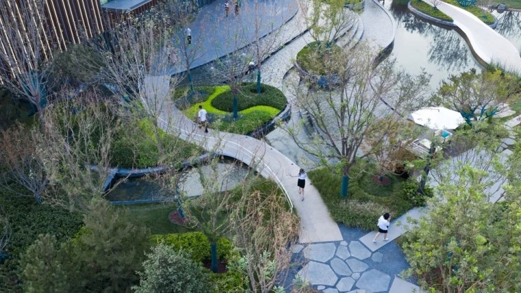 天津雅居乐滨河雅郡示范区景观实景图3 天津雅居乐滨河雅郡示范区景观实景图3