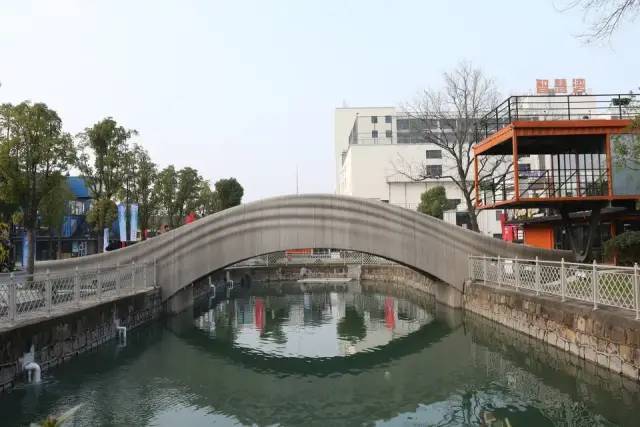 10座浪漫到极致的现代艺术桥梁_48 10座浪漫到极致的现代艺术桥梁_48