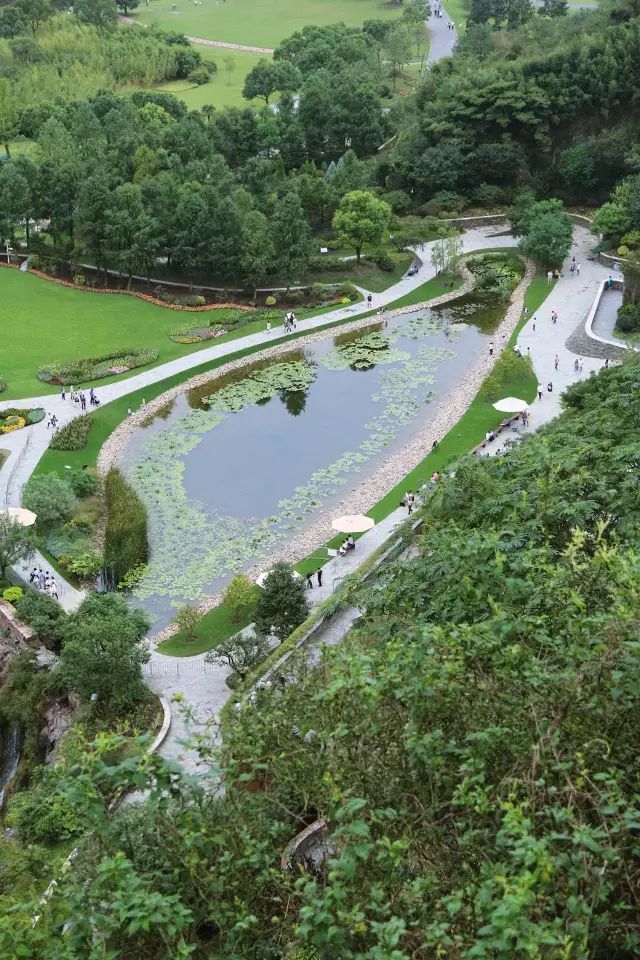 废弃矿坑改造,换来一片最美公园_30 废弃矿坑改造,换来一片最美公园_30