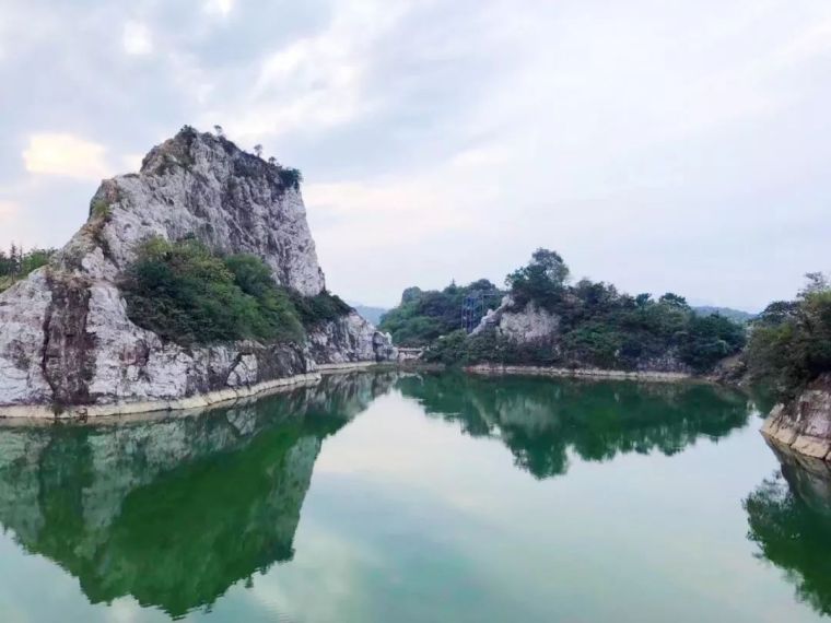 废弃矿坑改造,换来一片最美公园_80 废弃矿坑改造,换来一片最美公园_80