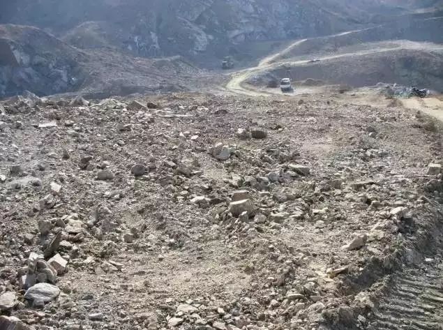 废弃矿坑改造,换来一片最美公园_88 废弃矿坑改造,换来一片最美公园_88