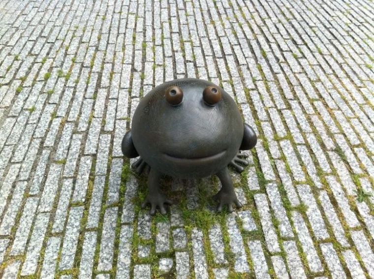 汤姆·奥特内斯 -雕塑形式简化的艺术家 汤姆·奥特内斯 -雕塑形式简化的艺术家