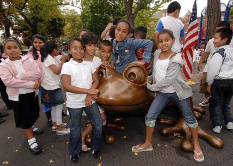 汤姆·奥特内斯 -雕塑形式简化的艺术家 汤姆·奥特内斯 -雕塑形式简化的艺术家