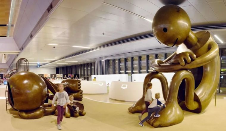 汤姆·奥特内斯 -雕塑形式简化的艺术家 汤姆·奥特内斯 -雕塑形式简化的艺术家