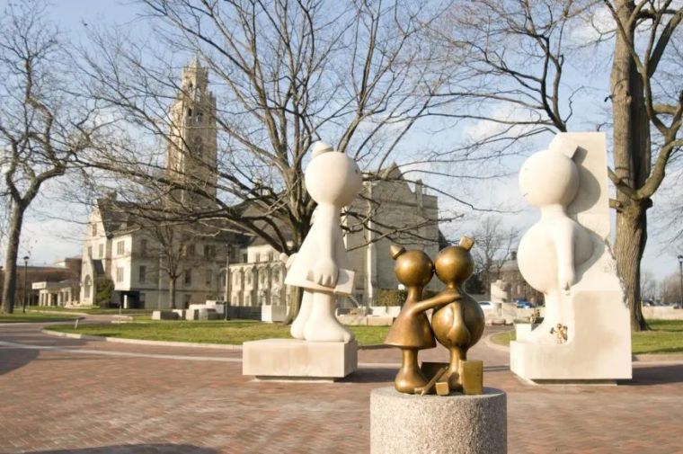 汤姆·奥特内斯 -雕塑形式简化的艺术家 汤姆·奥特内斯 -雕塑形式简化的艺术家