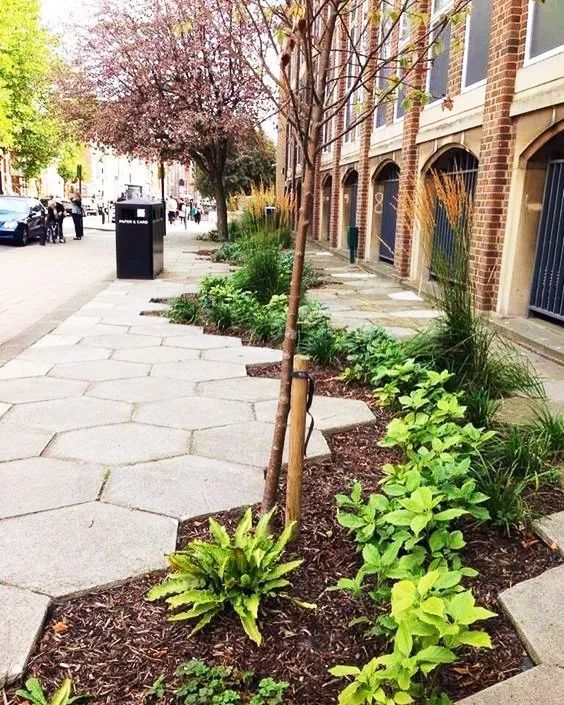 Grotestraat Nijverdal——名副其实的海绵街道 Grotestraat Nijverdal——名副其实的海绵街道
