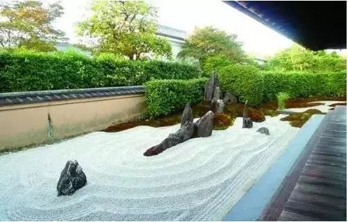 纯净、极致、而有章法的日式庭院景观