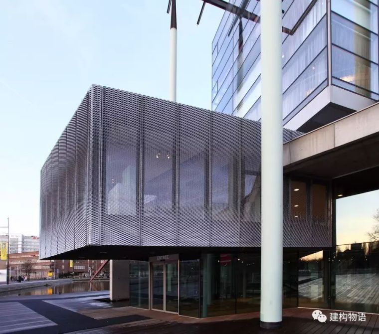 建筑室内景观艺术装置领域的低价材料——金属网 建筑室内景观艺术装置领域的低价材料——金属网