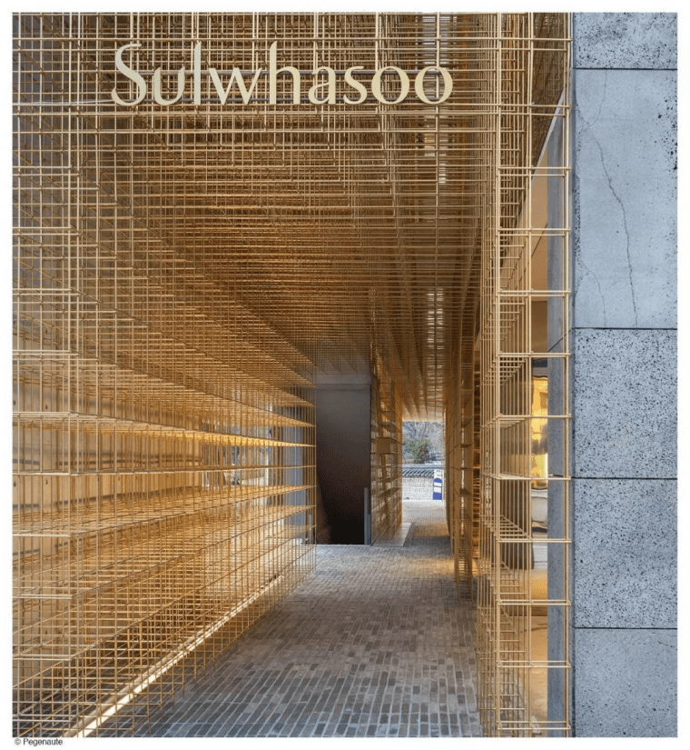 建筑室内景观艺术装置领域的低价材料——金属网 建筑室内景观艺术装置领域的低价材料——金属网
