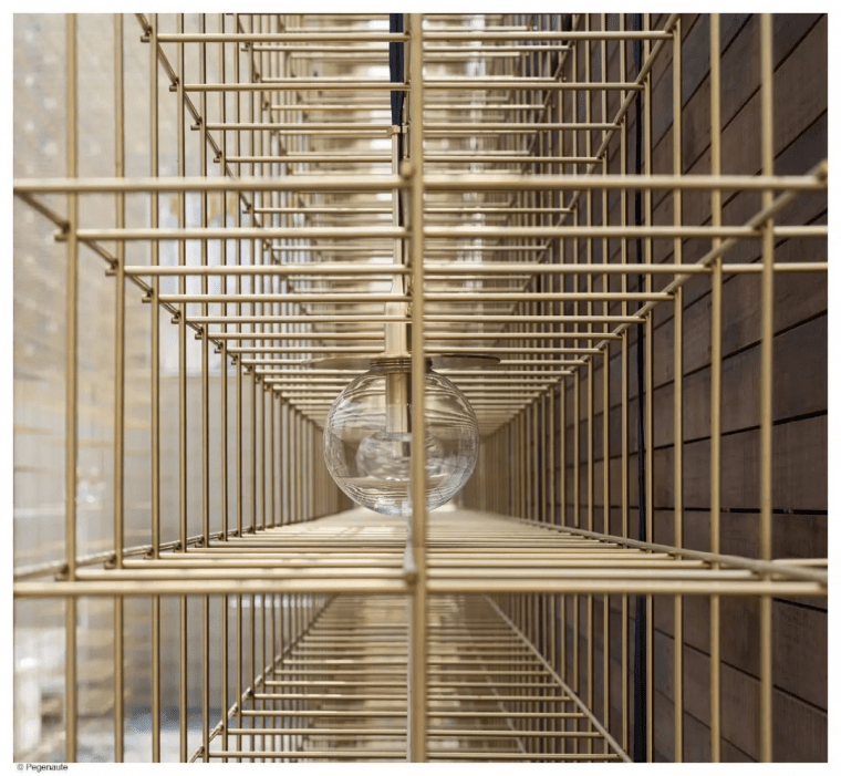 建筑室内景观艺术装置领域的低价材料——金属网 建筑室内景观艺术装置领域的低价材料——金属网