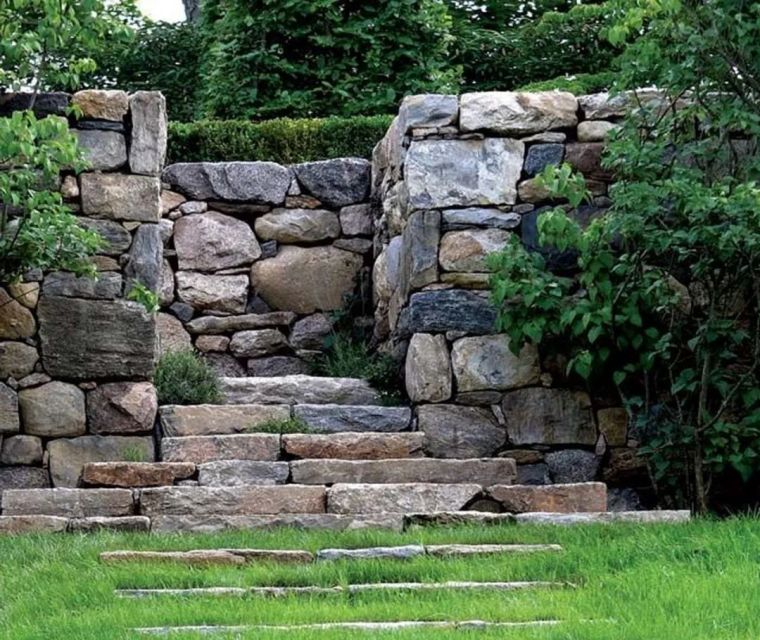 景观中常用到的元素-干垒石墙