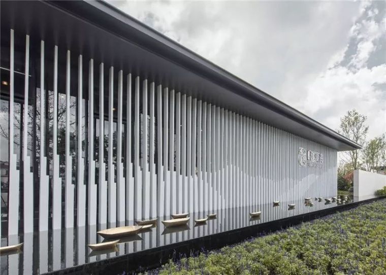 162642nbrszb0fhfcnsb9n