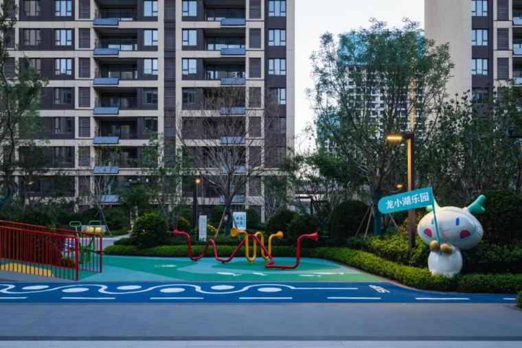 1659343821942843 1659343821942843