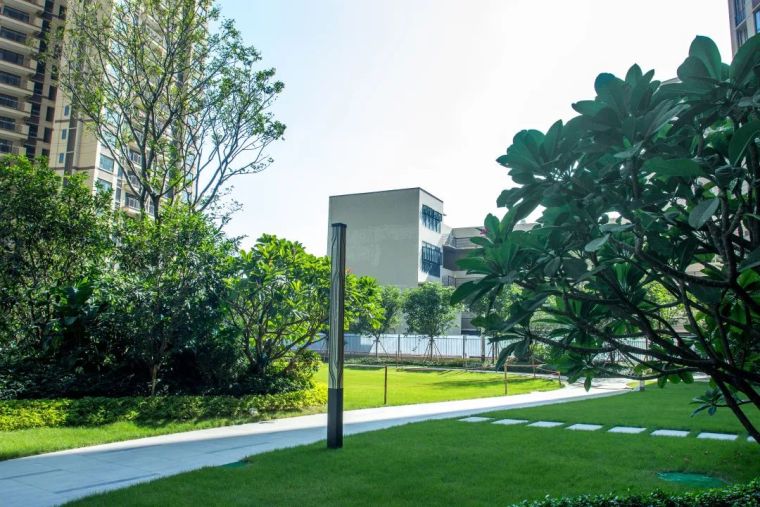 1671184672782530 1671184672782530