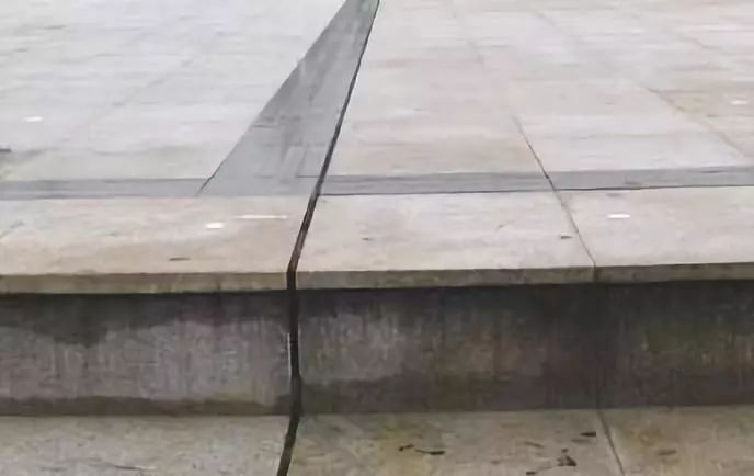 640-305