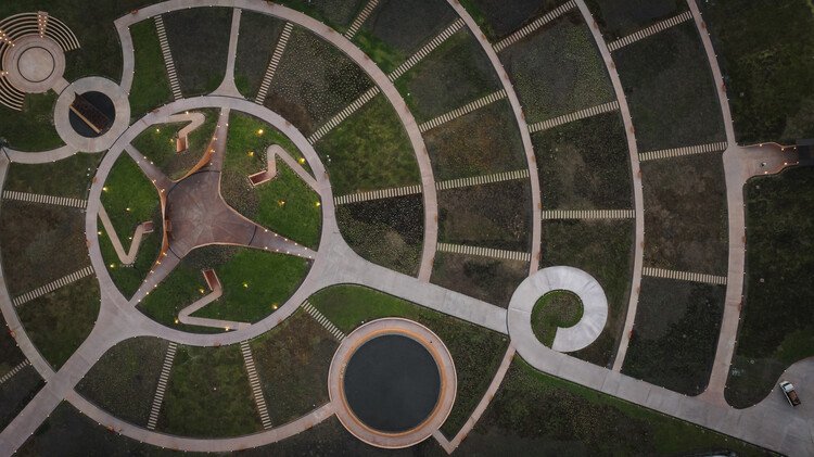 ET-302 纪念馆 / Alebel Desta Consulting Architects and Engineers-灵感屋